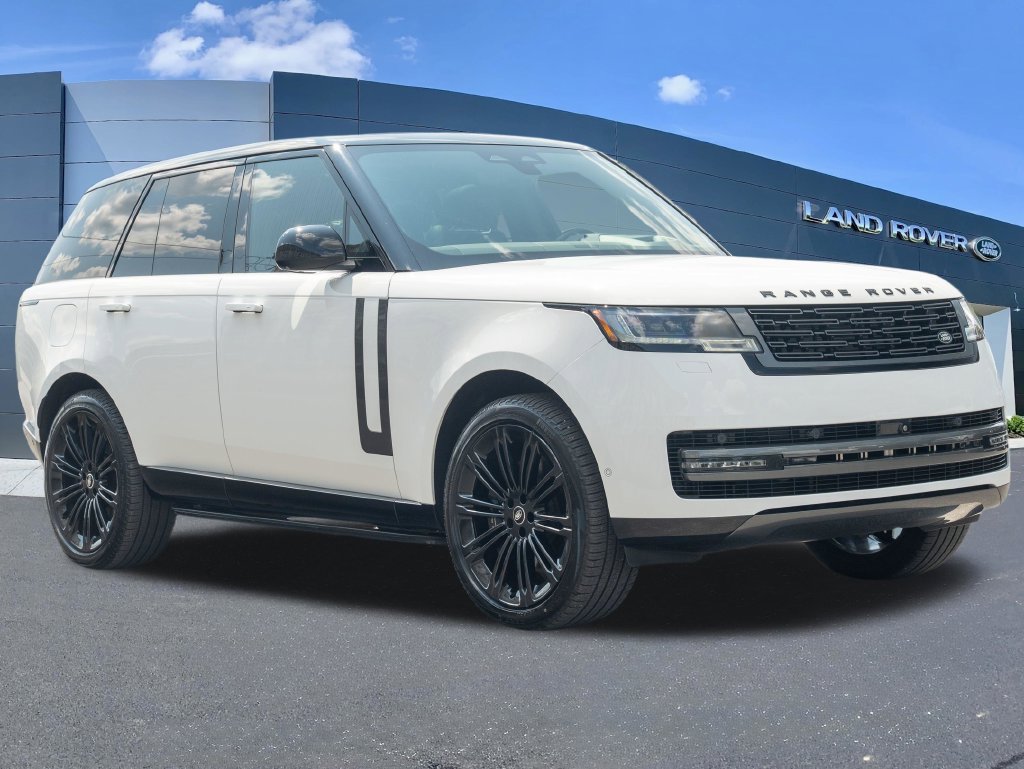 Certified 2024 Land Rover Range Rover SE AWD/4WD image 3