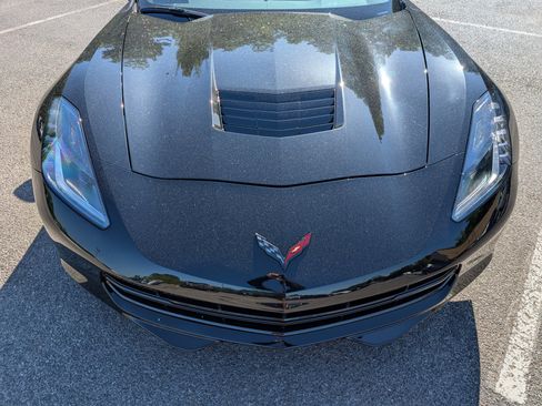 Used 2017 Chevrolet Corvette Stingray Coupe w/ Carbon Flash Badge Package RWD image 12