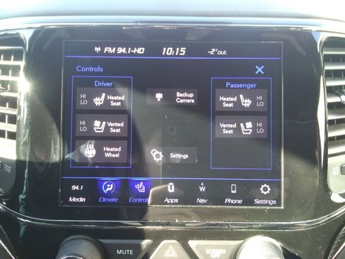 Used 2020 Jeep Grand Cherokee High Altitude image 24