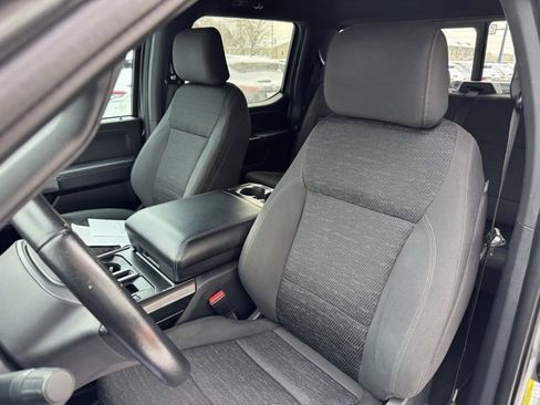 Used 2022 Ford F150 XLT w/ Equipment Group 302A High image 9