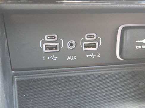 Used 2025 Jeep Grand Cherokee L Limited w/ Luxury Tech Group II AWD/4WD image 20