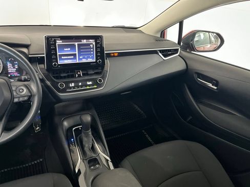 Used 2021 Toyota Corolla LE FWD image 32