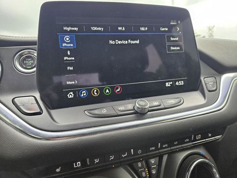 Used 2023 Chevrolet Blazer LT w/ Sound & Technology Package FWD image 12
