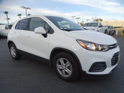 Used 2020 Chevrolet Trax LS w/ Tint and Cruise Package image 3