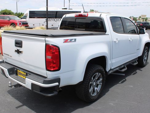 Used 2019 Chevrolet Colorado Z71 AWD/4WD image 7