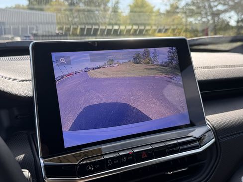 New 2026 Jeep Compass Latitude image 20
