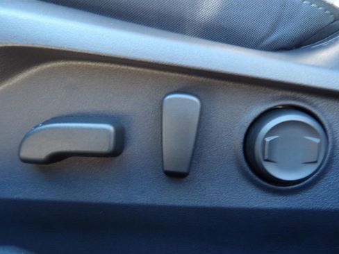 Used 2025 Subaru Outback Premium w/ Popular Package #1 image 15