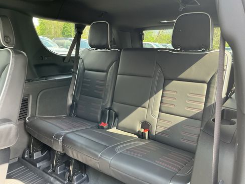 Used 2025 GMC Yukon XL AT4 Ultimate AWD/4WD image 26