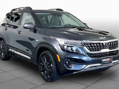 Used 2022 Kia Seltos Nightfall Edition AWD/4WD image 3
