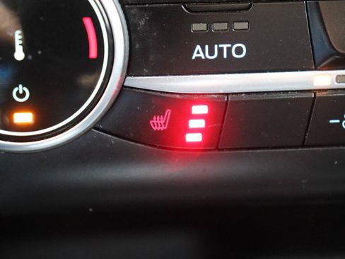 Used 2024 Ford Escape Active AWD/4WD image 32