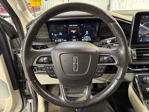 Used 2021 Lincoln Navigator L Black Label w/ Cargo Convenience Package image 16