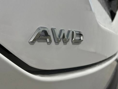 Used 2025 Honda Pilot EX-L image 5