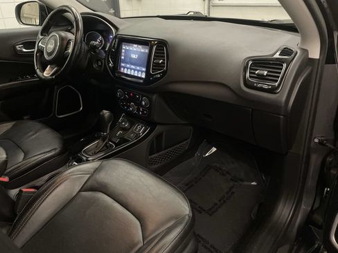Used 2019 Jeep Compass Limited w/ Safety & Security Group AWD/4WD image 22