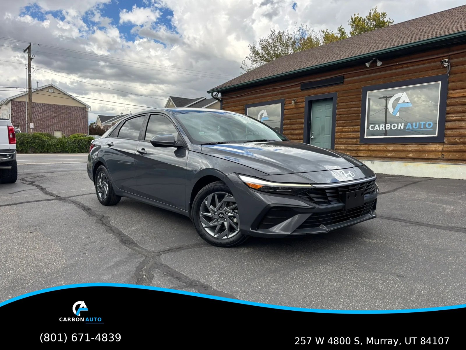 Used 2024 Hyundai Elantra Blue FWD image 1