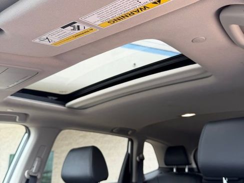 Used 2023 Honda CR-V EX-L image 16