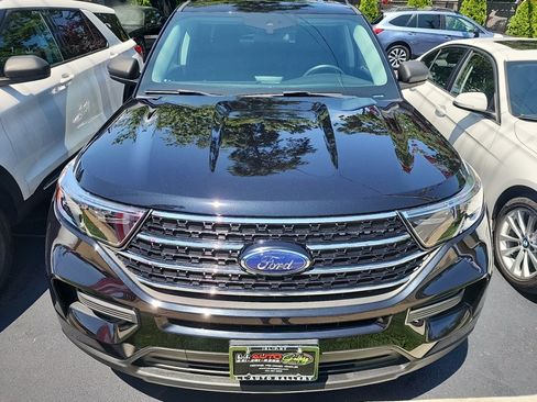 Used 2021 Ford Explorer XLT AWD/4WD image 6