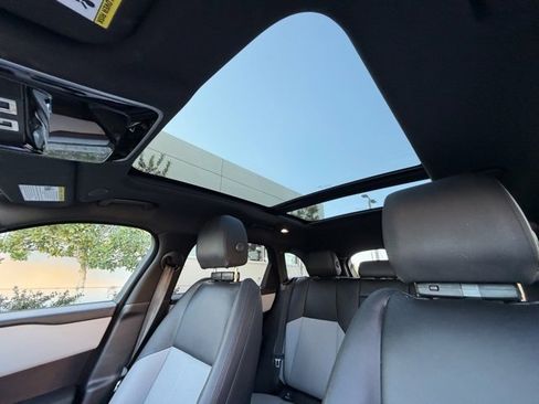 Used 2026 Land Rover Range Rover Velar Dynamic SE image 18