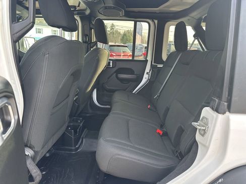 Used 2018 Jeep Wrangler Unlimited Sport S image 30