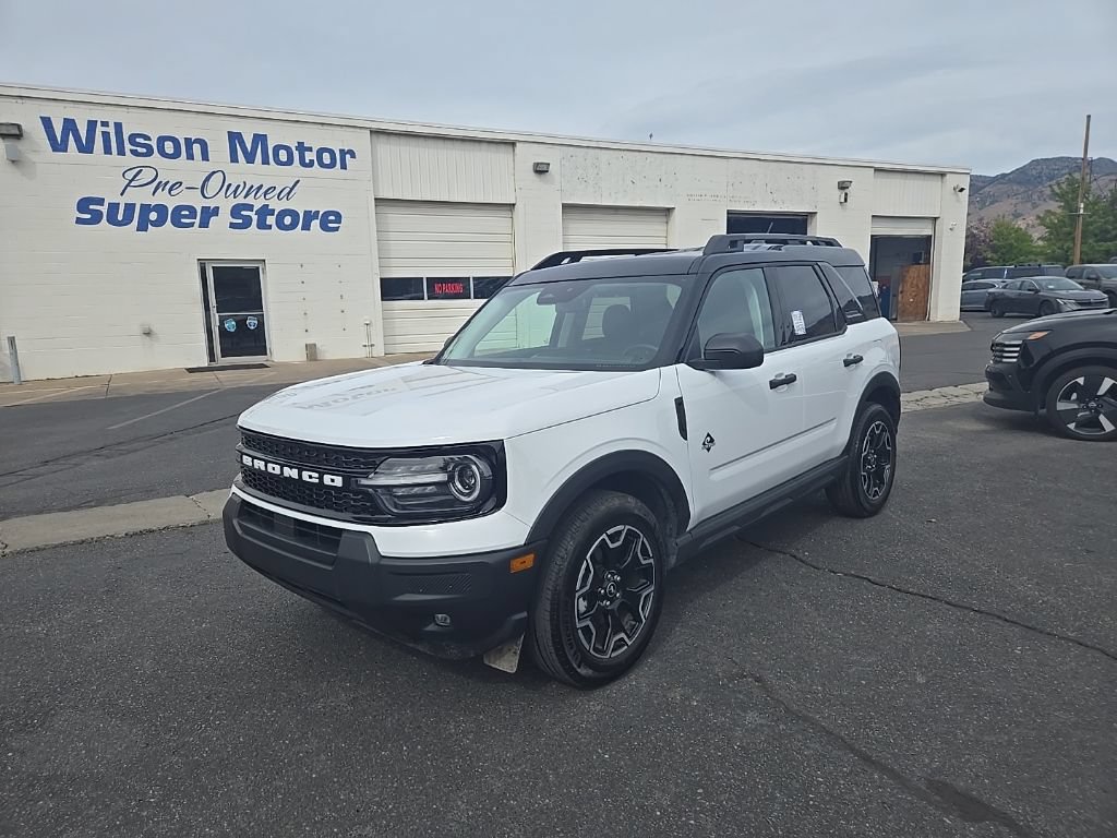 Used 2026 Ford Bronco Sport Outer Banks AWD/4WD image 1