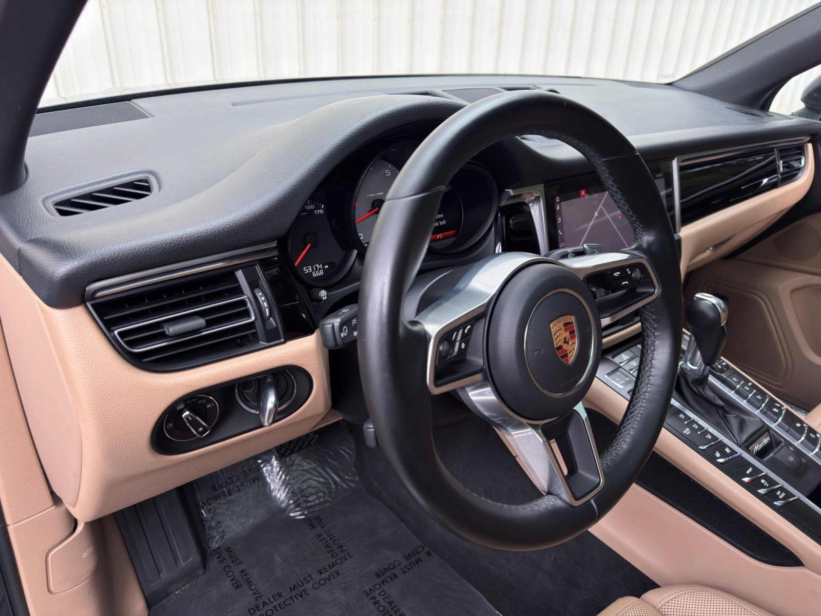 Used 2020 Porsche Macan S AWD/4WD image 13