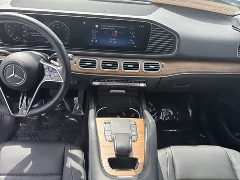 Certified 2025 Mercedes-Benz GLE 350 4MATIC image 31