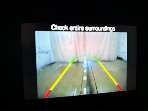 Used 2018 Jeep Cherokee Latitude w/ Altitude Package image 19