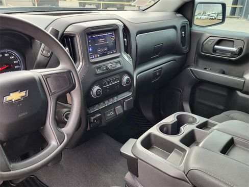 Used 2024 Chevrolet Silverado 1500 Custom image 24