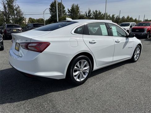Used 2022 Chevrolet Malibu LT image 5