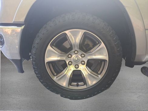 Used 2022 RAM 1500 Laramie image 11