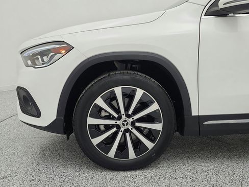 Used 2023 Mercedes-Benz GLA 250 image 17