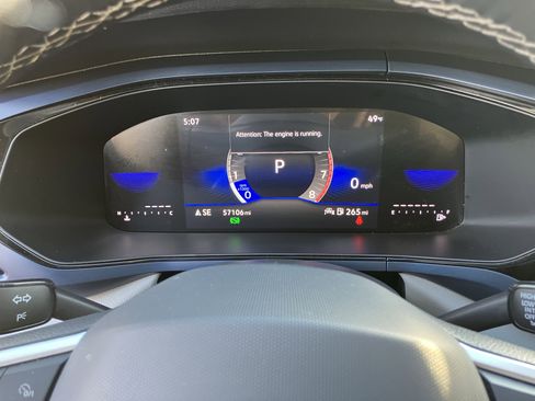 Used 2024 Volkswagen Taos SE image 22