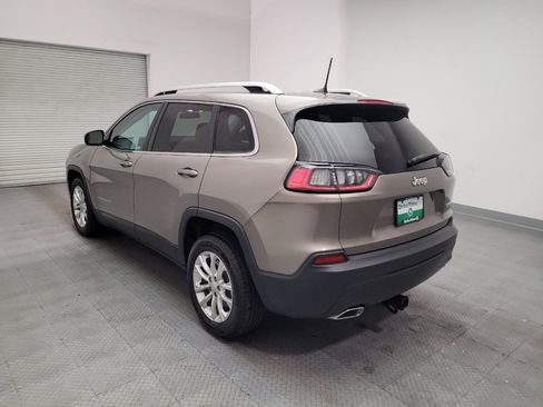 Used 2019 Jeep Cherokee Latitude w/ Popular Appearance Group FWD image 5