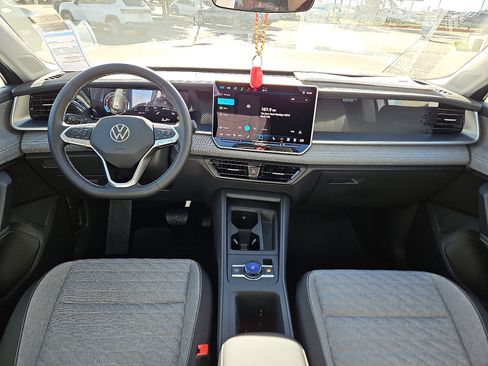 New 2026 Volkswagen Tiguan S image 8
