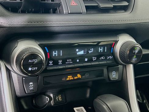 Certified 2025 Toyota RAV4 XLE AWD/4WD image 14