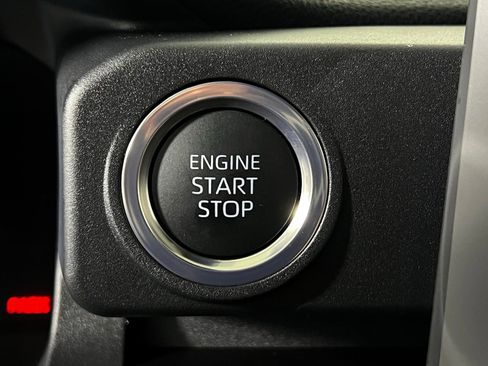 Used 2026 Toyota 4Runner SR5 RWD image 19