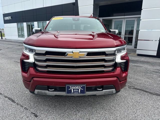 Certified 2022 Chevrolet Silverado 1500 High Country w/ Z71 Off-Road Package AWD/4WD image 2
