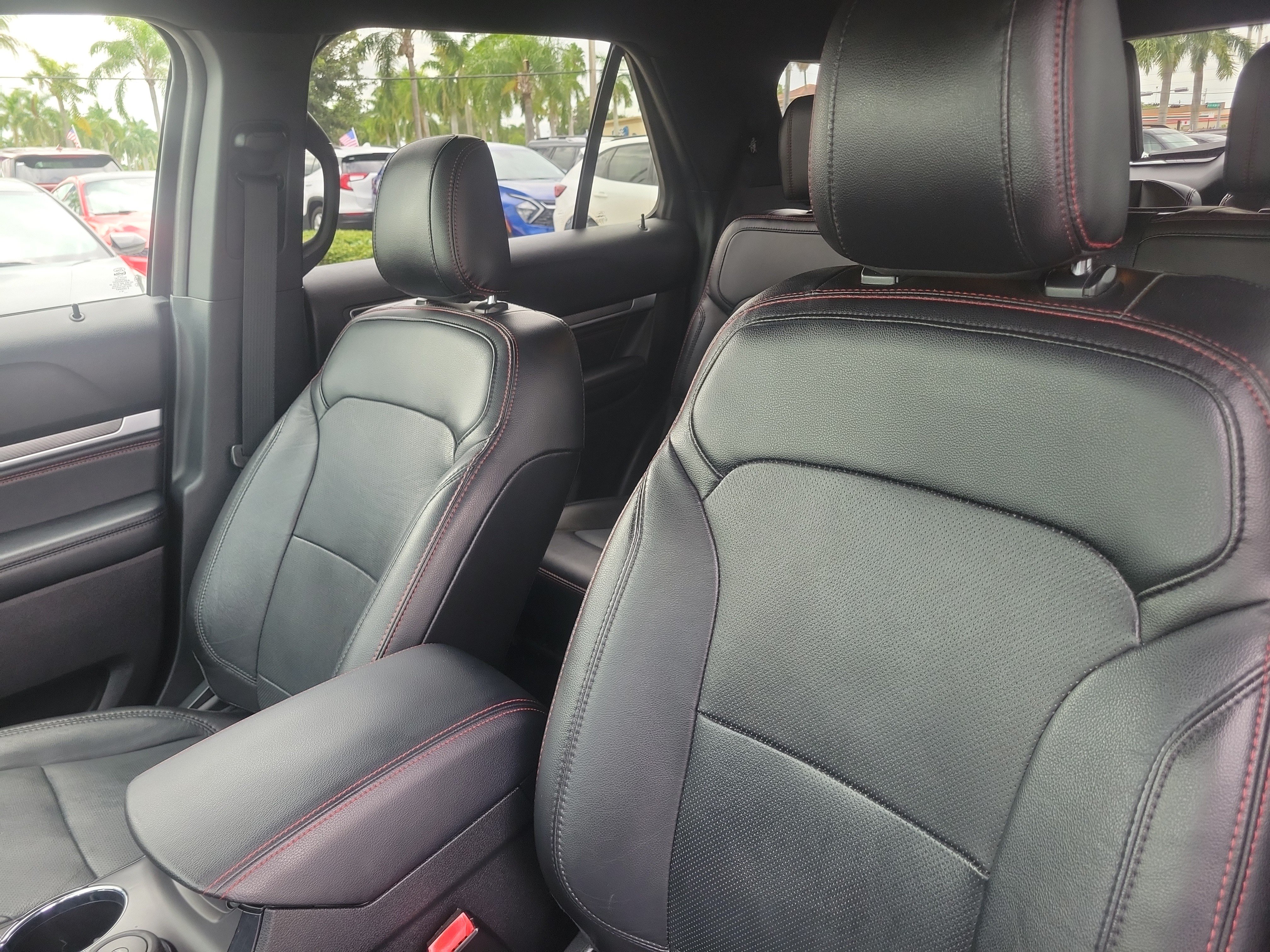 Used 2019 Ford Explorer Sport w/ Equipment Group 401A AWD/4WD image 13