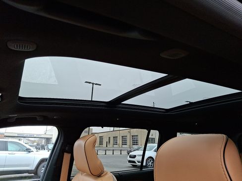 Used 2021 Jeep Grand Cherokee L Summit w/ Advanced Protech Group IV image 17