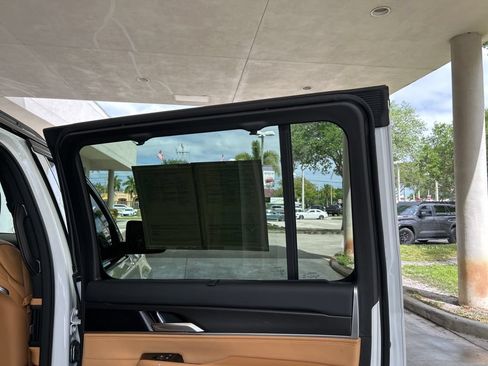 Used 2025 Jeep Grand Wagoneer L Series III w/ Rear Seat Video Group 1 AWD/4WD image 52
