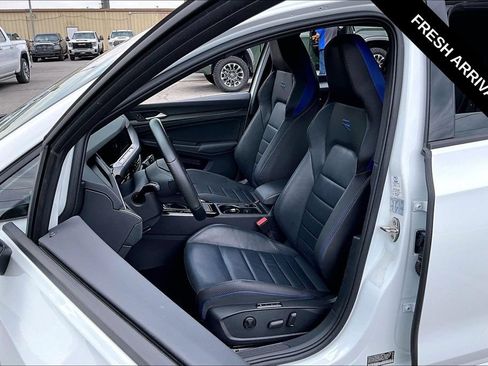 Used 2024 Volkswagen Golf R AWD/4WD image 21