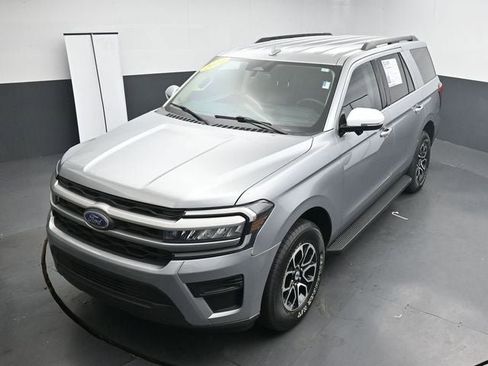 Used 2024 Ford Expedition XLT AWD/4WD image 23