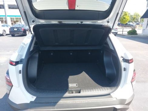 Used 2024 Hyundai Kona SEL FWD image 7
