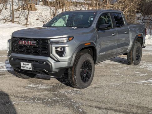 New 2026 GMC Canyon Elevation w/ Convenience Package image 3