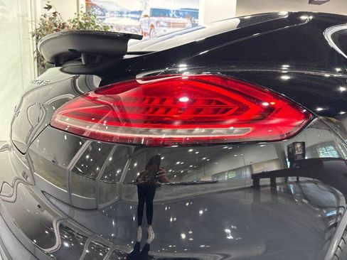 Used 2014 Porsche Panamera 4S Executive image 35