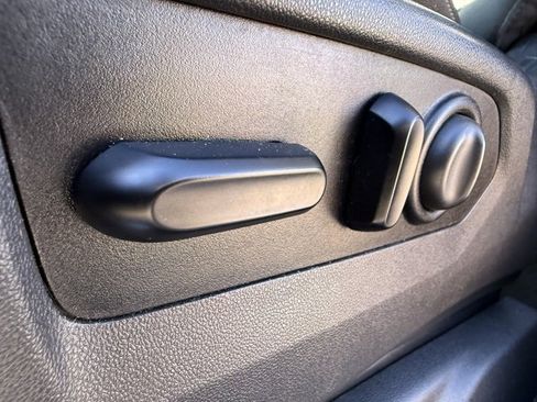 Used 2021 Chevrolet Silverado 1500 LT Trail Boss image 17