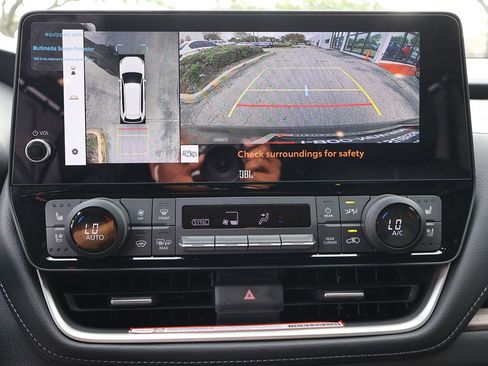Used 2025 Toyota Grand Highlander AWD image 53