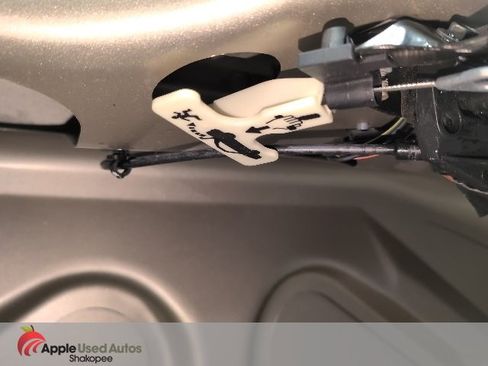 Used 2004 Buick Century Custom image 8