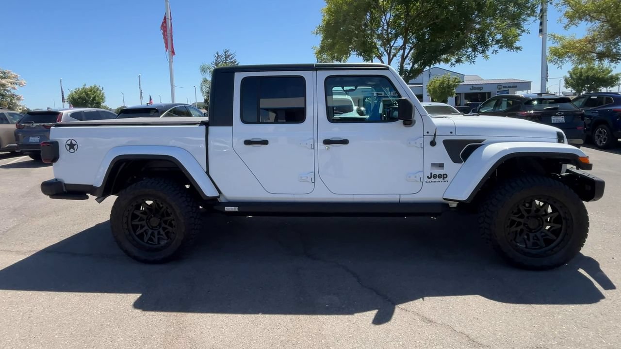 Used 2021 Jeep Gladiator Sport AWD/4WD image 8