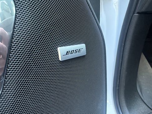 Used 2022 Chevrolet Tahoe High Country image 11