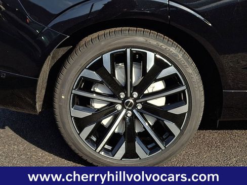 New 2026 Volvo XC60 B5 Ultra w/ Protection Package Premier image 6